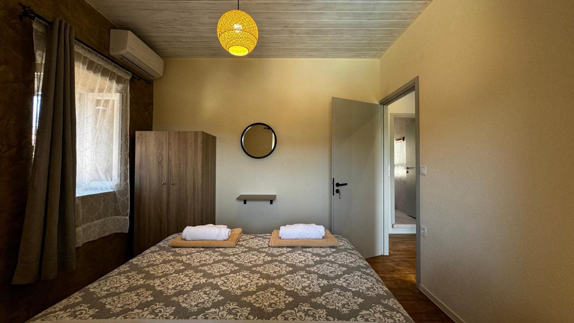 Vista Villa *